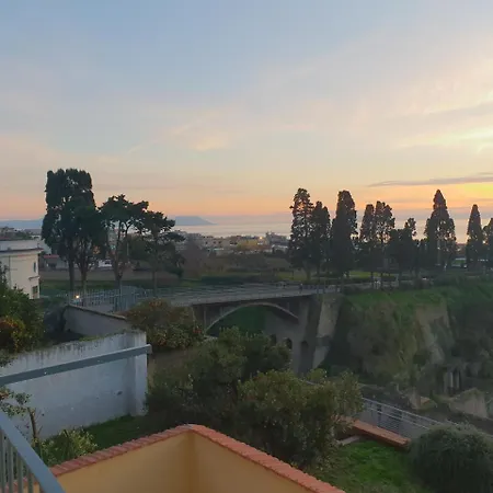 ホテル Decumano Massimo エルコラーノ