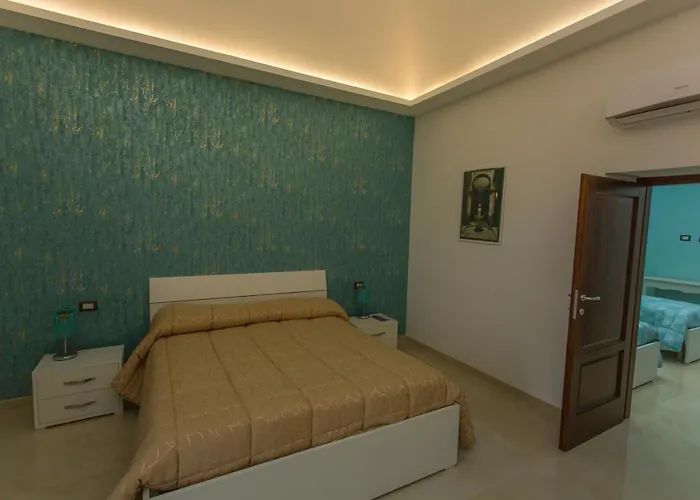 Decumano Massimo Hotel 3*